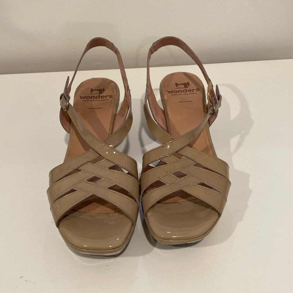 Wonders women sandal, size 7
